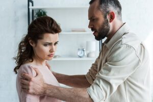 Signs Youre Married to a Controlling Husband