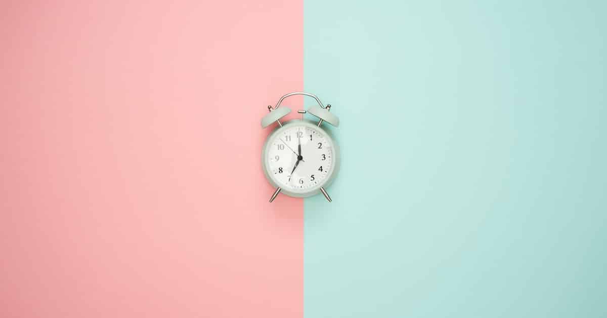 clock displaying waiting period in diy divorce in texas